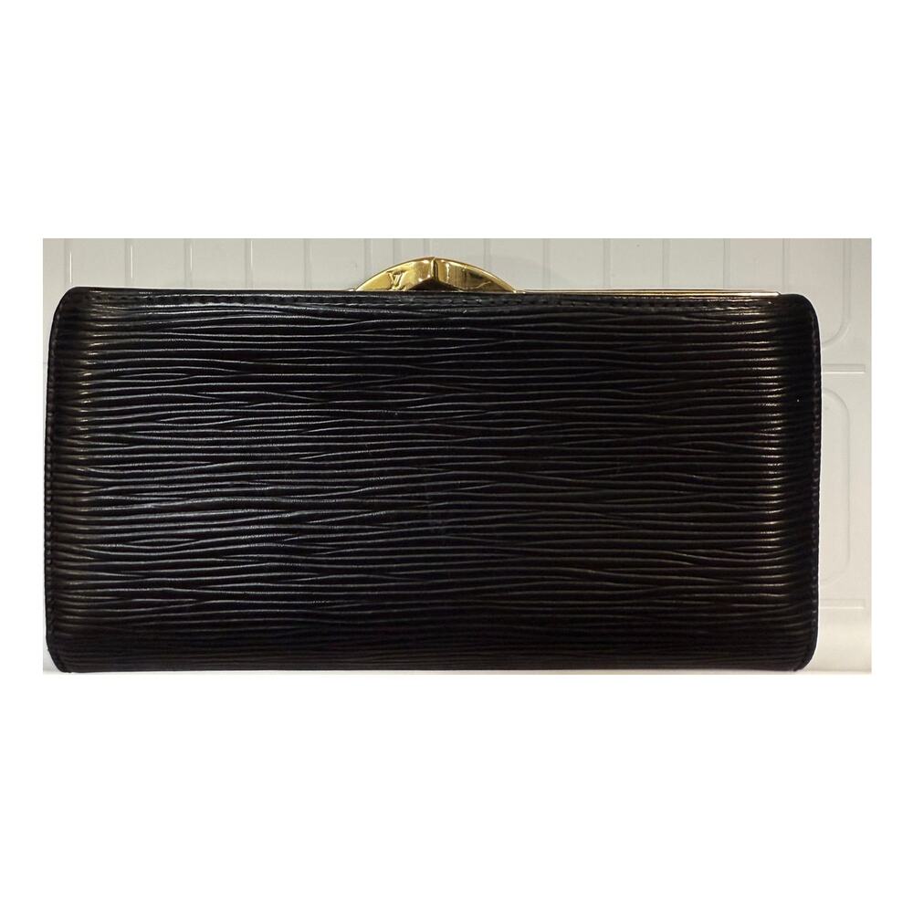 Louis Vuitton Long Black Epi Long Wallet - Picture 7 of 10